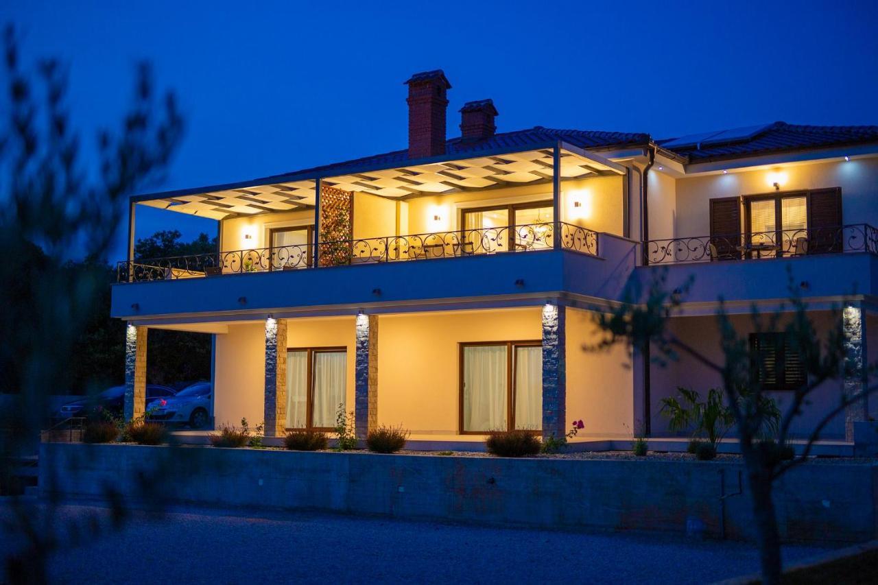 Luxury Apartments Villa Stina Pinezići Esterno foto