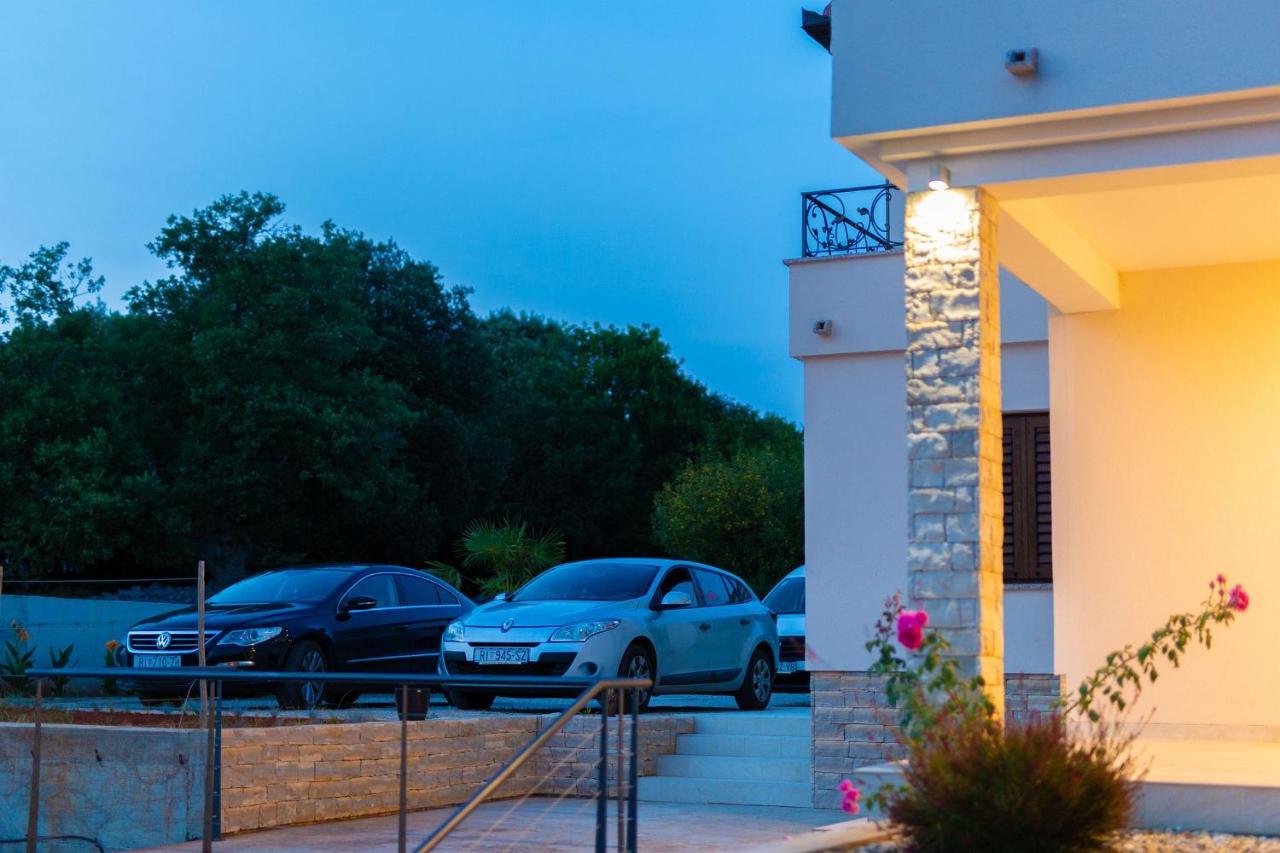 Luxury Apartments Villa Stina Pinezići Esterno foto
