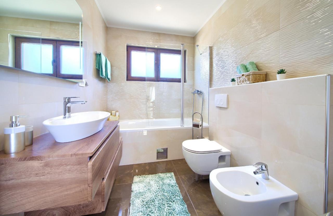 Luxury Apartments Villa Stina Pinezići Esterno foto